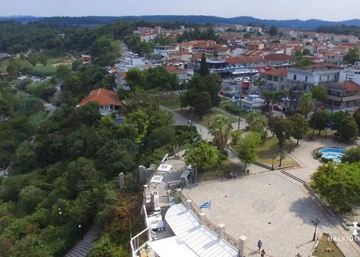 In The Center Kallithea (Chalkidiki)