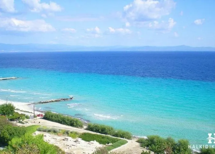In The Center * Kallithea (Chalkidiki)